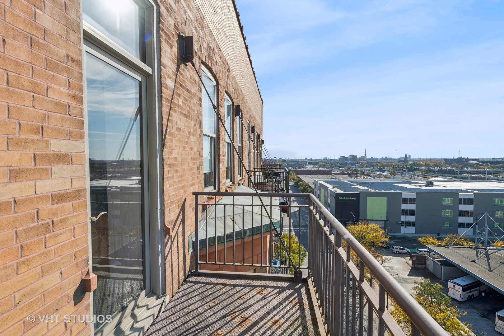 500 South Clinton Street, Unit 832 Chicago, IL 60607 - Photo 10 of 11