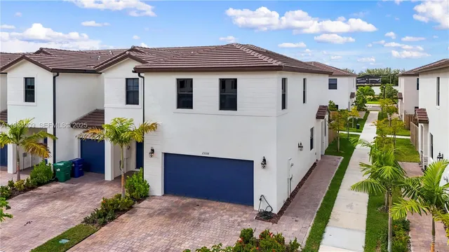 $2,800 | 23108 Southwest 130th Avenue, Unit 23108, Miami, FL 33170