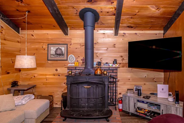 $345,000 | 25 Singer Lane, Conway, NH 03813