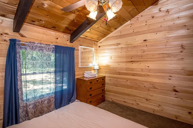 $345,000 | 25 Singer Lane, Conway, NH 03813