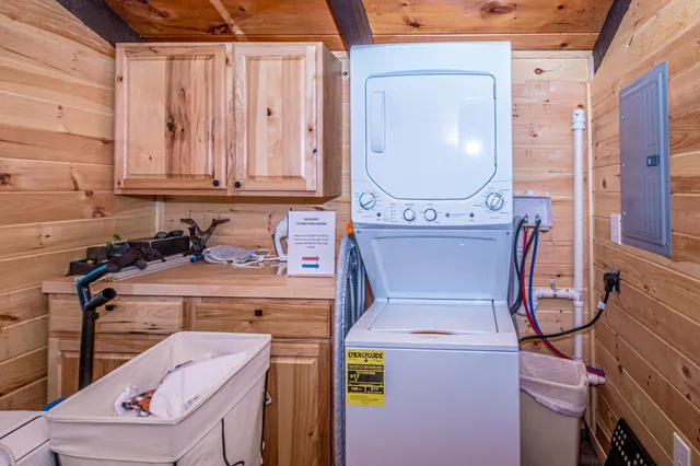 $345,000 | 25 Singer Lane, Conway, NH 03813