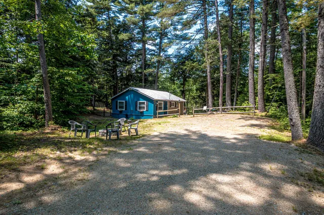 $345,000 | 25 Singer Lane, Conway, NH 03813