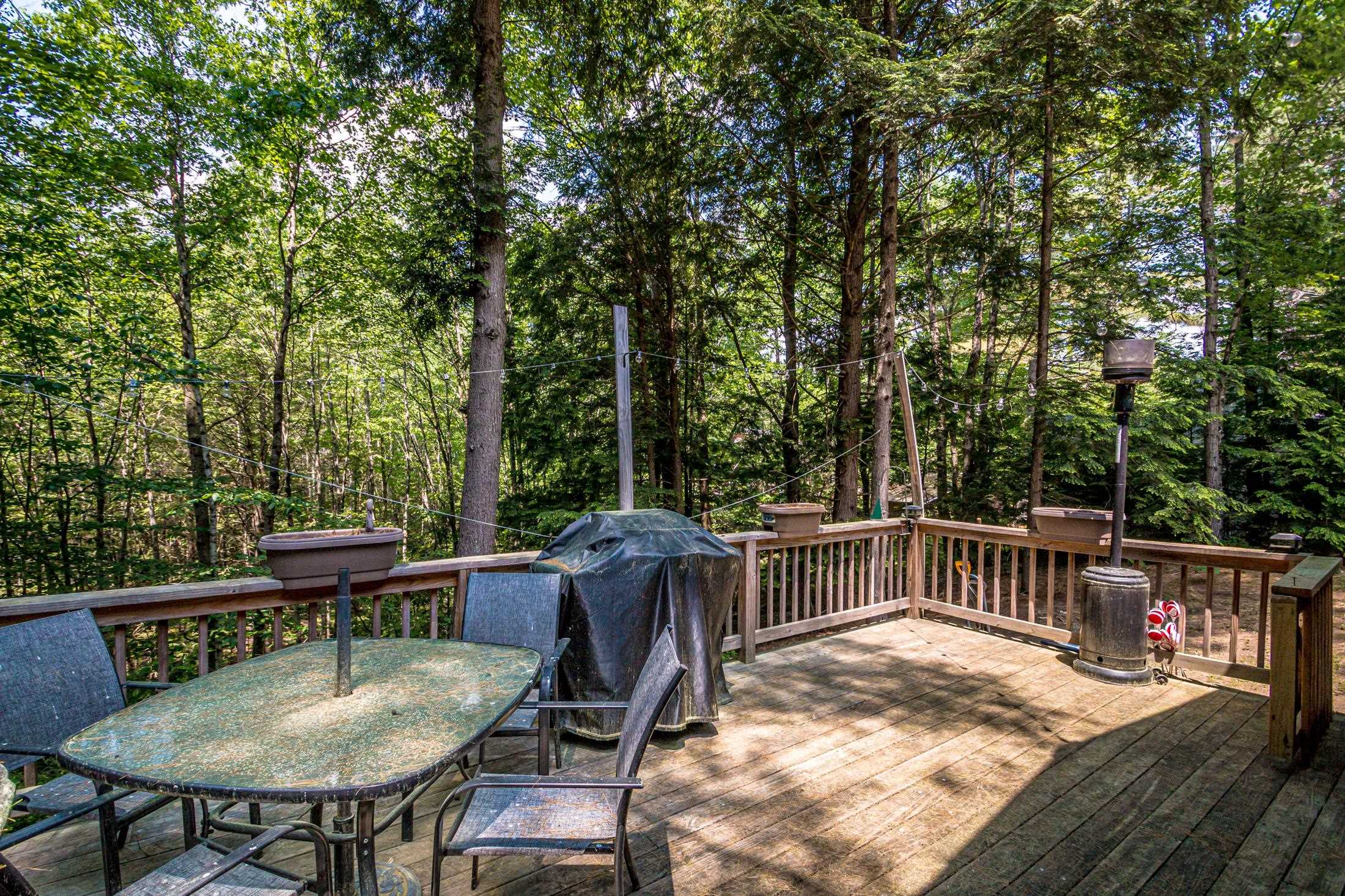 25 Singer Lane Conway, NH 03813 - Photo 5 of 50