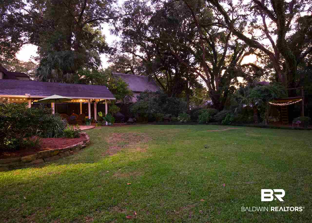 55 North Summit Street Fairhope, AL 36532 - Photo 37 of 40