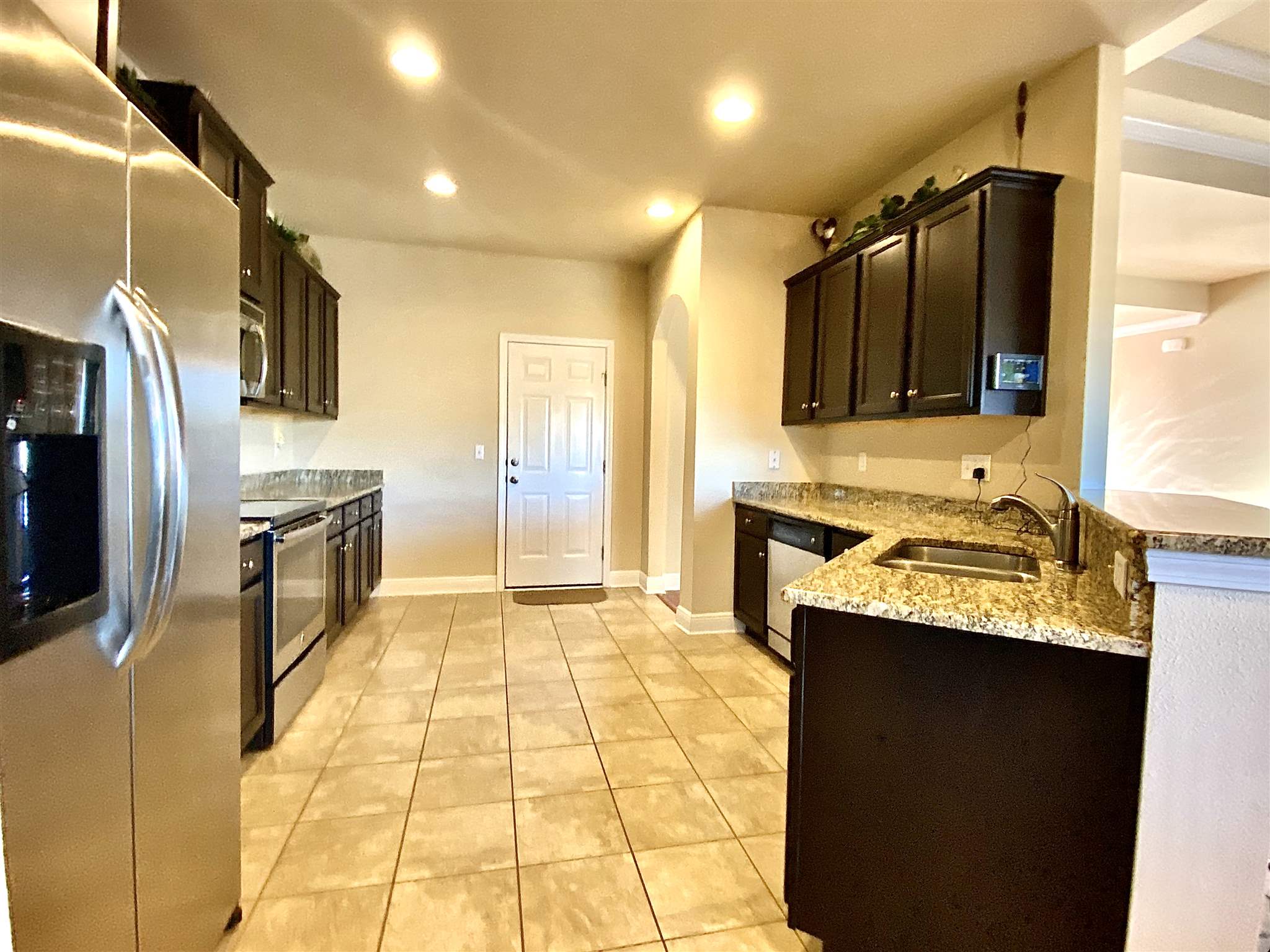 2006 Mandeville Lane Foley, AL 36535 - Photo 5 of 18