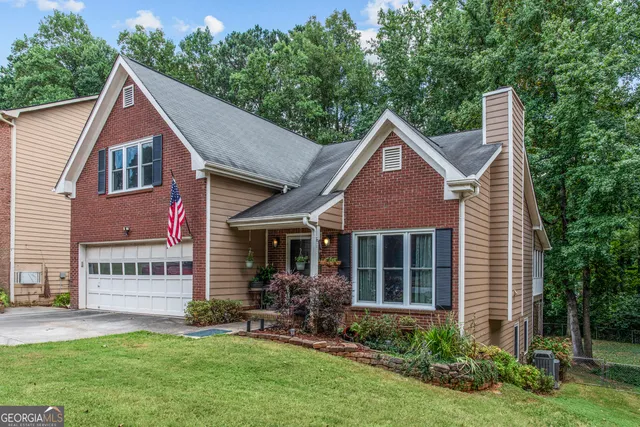 $434,500 | 3075 Oak Meadow Drive, Snellville, GA 30078