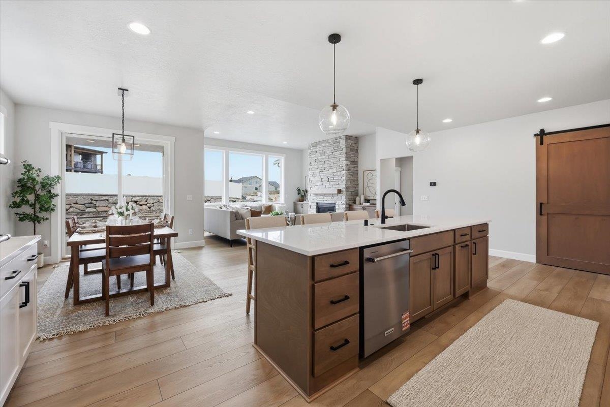 1304 South Manifold Road Spokane Valley, WA 99016 - Photo 9 of 21