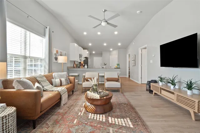 $2,400 | 200 Yachtsman Drive, O'Fallon, MO 63366