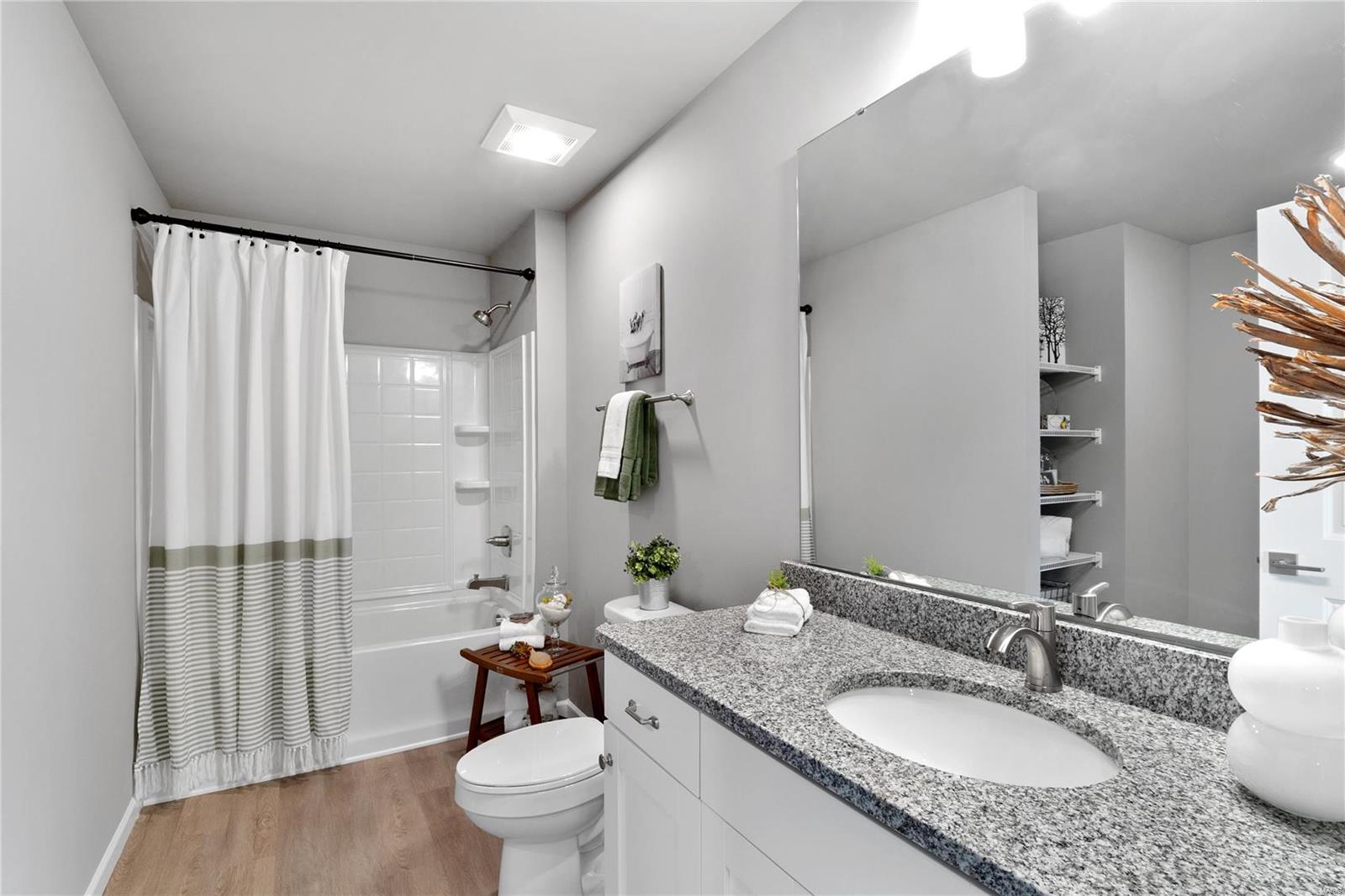 200 Yachtsman Drive O'Fallon, MO 63366 - Photo 8 of 21 Gallery Image 8