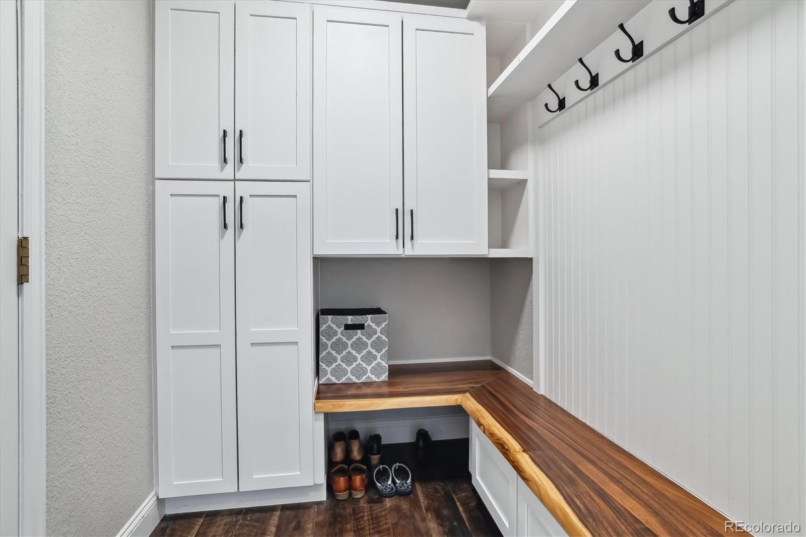 9321 Prairie View Drive Highlands Ranch, CO 80126 - Photo 17 of 38 Gallery Image 17
