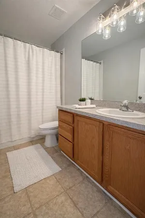 $2,100 | 14069 Drysdale Street, Spring Hill, FL 34609