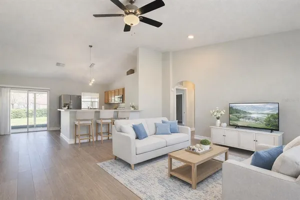 $2,100 | 14069 Drysdale Street, Spring Hill, FL 34609