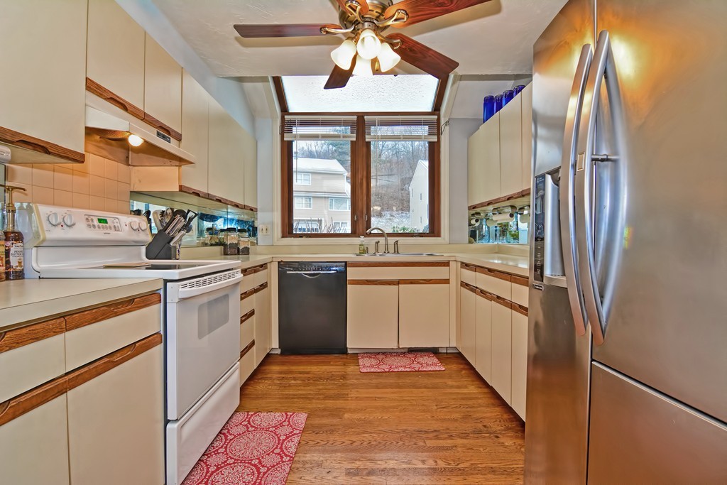14 Gates Road, Unit A Worcester, MA 01603 - Photo 8 of 37 Gallery Image 8