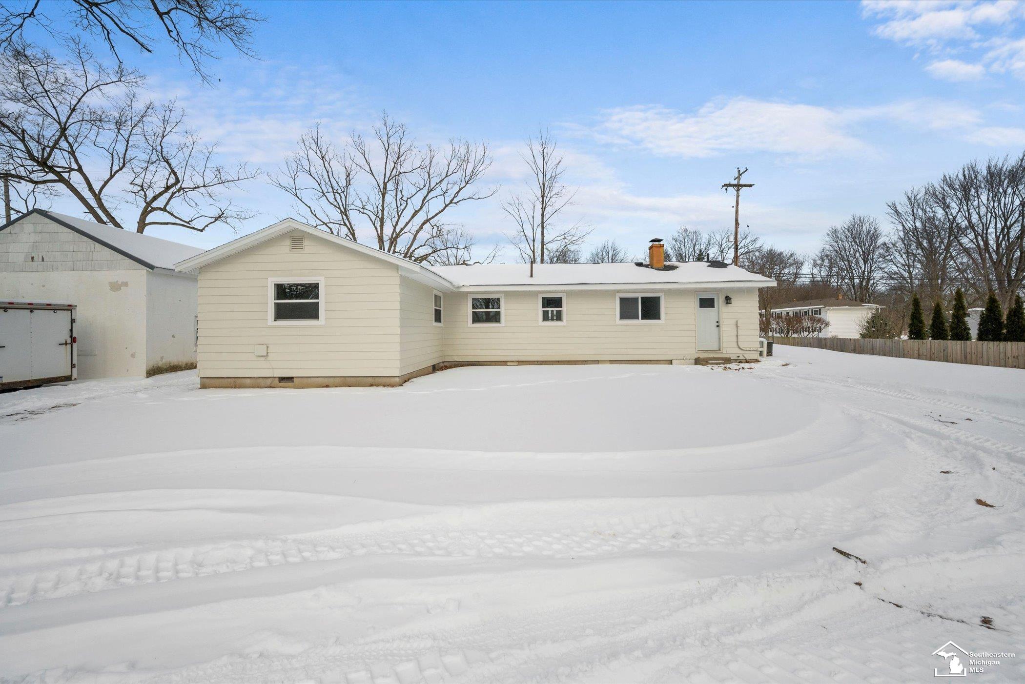 2933 West Dean Road Lambertville, MI 48144 - Photo 32 of 35 50199139-b53eb65f-9a37-4250-9196-69a633bce073.JPG