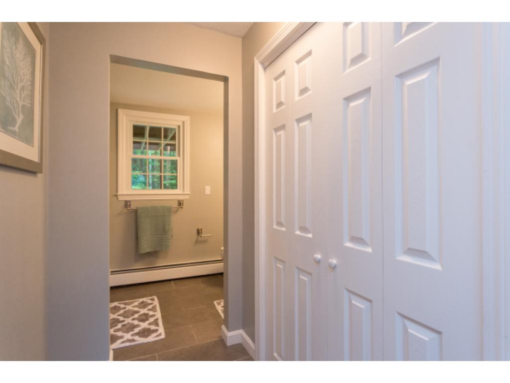 52 Hampton Falls Road Exeter, NH 03833 - Photo 14 of 31