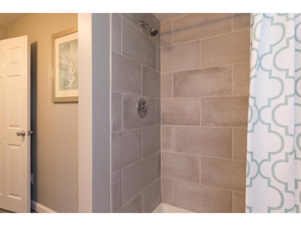 52 Hampton Falls Road Exeter, NH 03833 - Photo 19 of 31