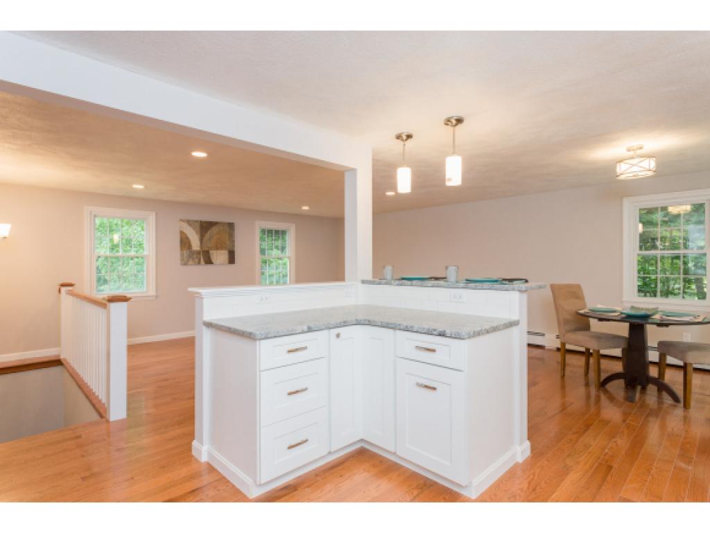 52 Hampton Falls Road Exeter, NH 03833 - Photo 8 of 31