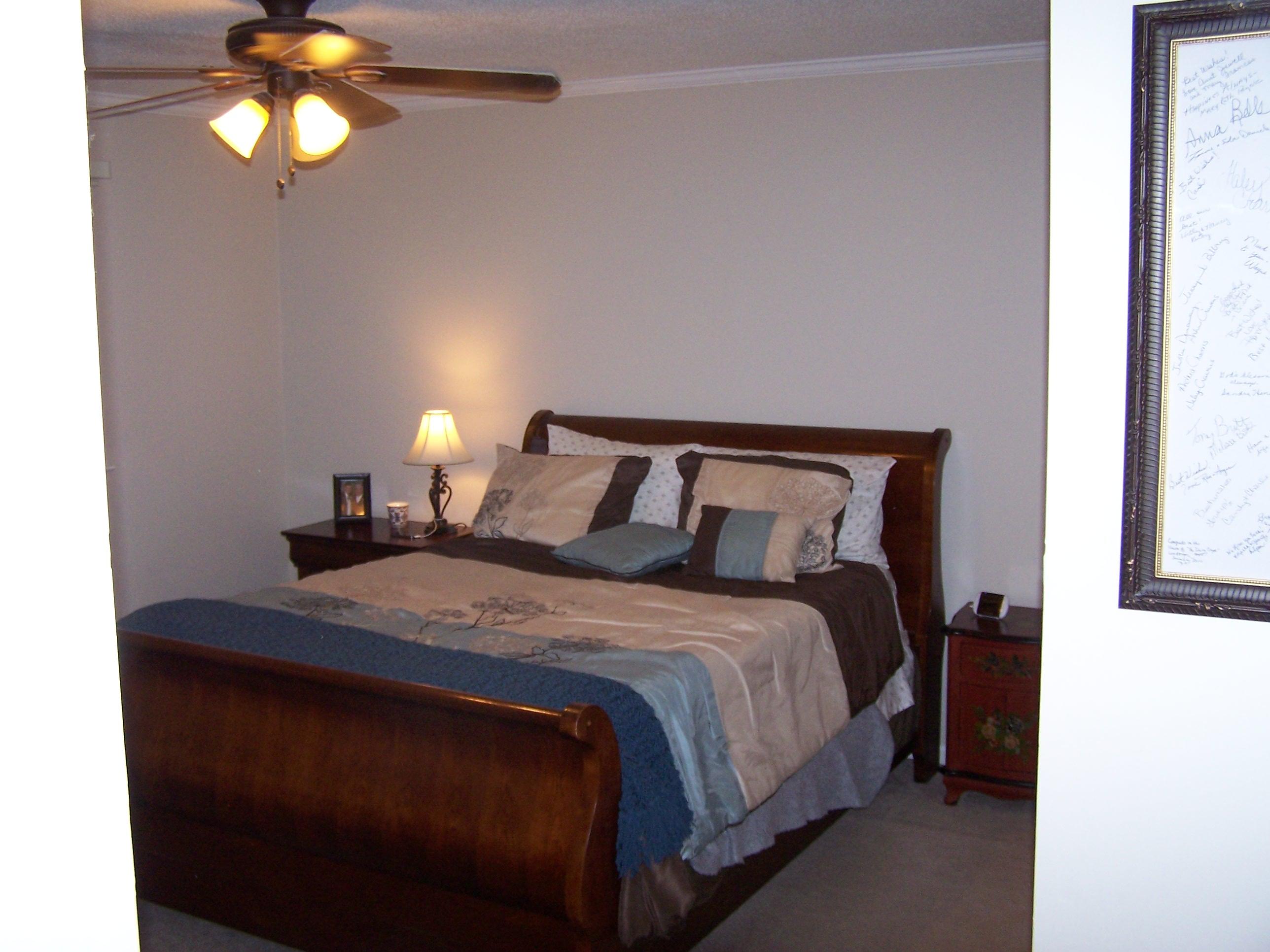 5622 Cold Springs Road, Unit 19 Hixson, TN 37343 - Photo 2 of 33 MASTER BEDROOM
