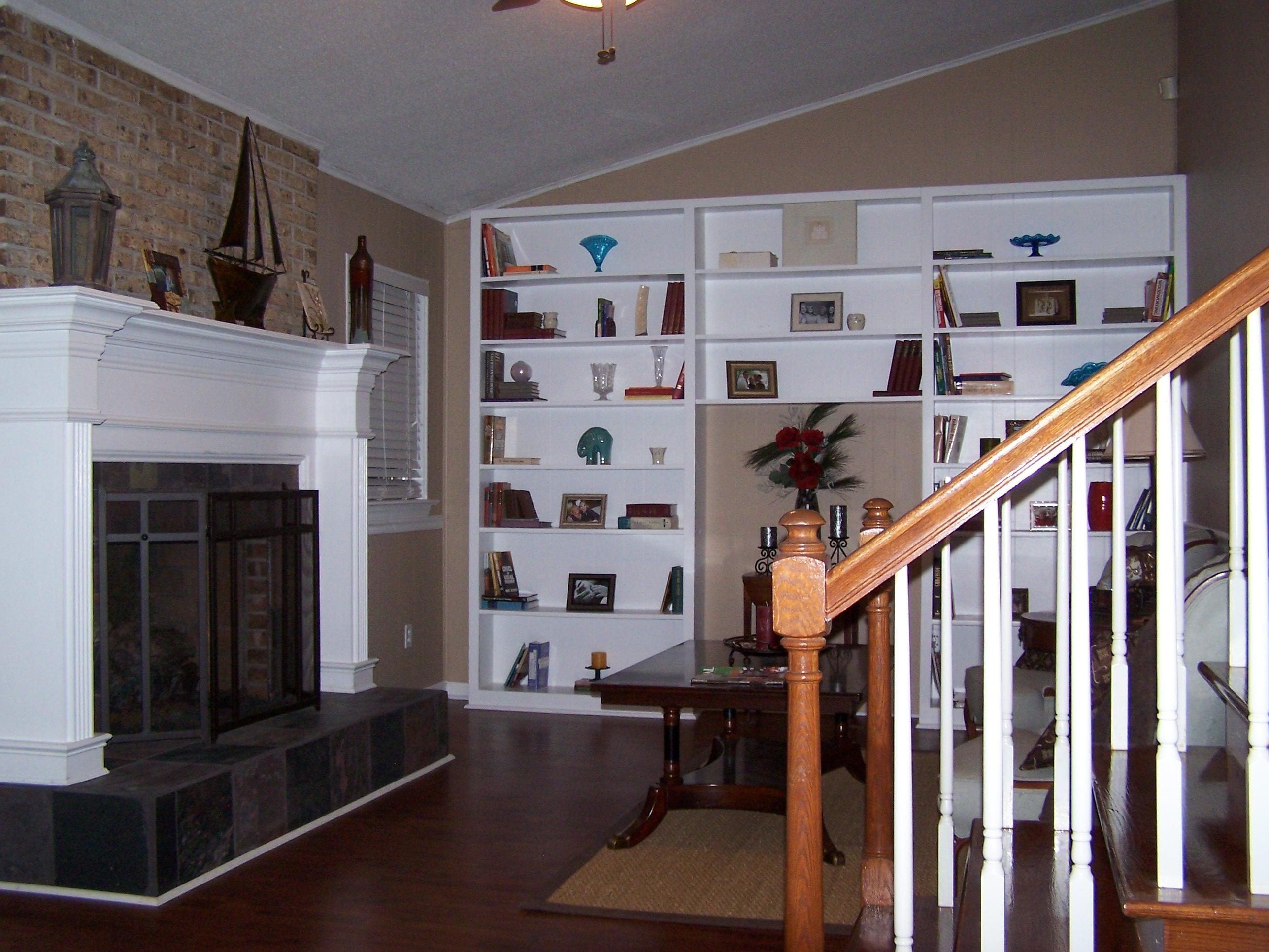 5622 Cold Springs Road, Unit 19 Hixson, TN 37343 - Photo 11 of 33 FIREPLACE