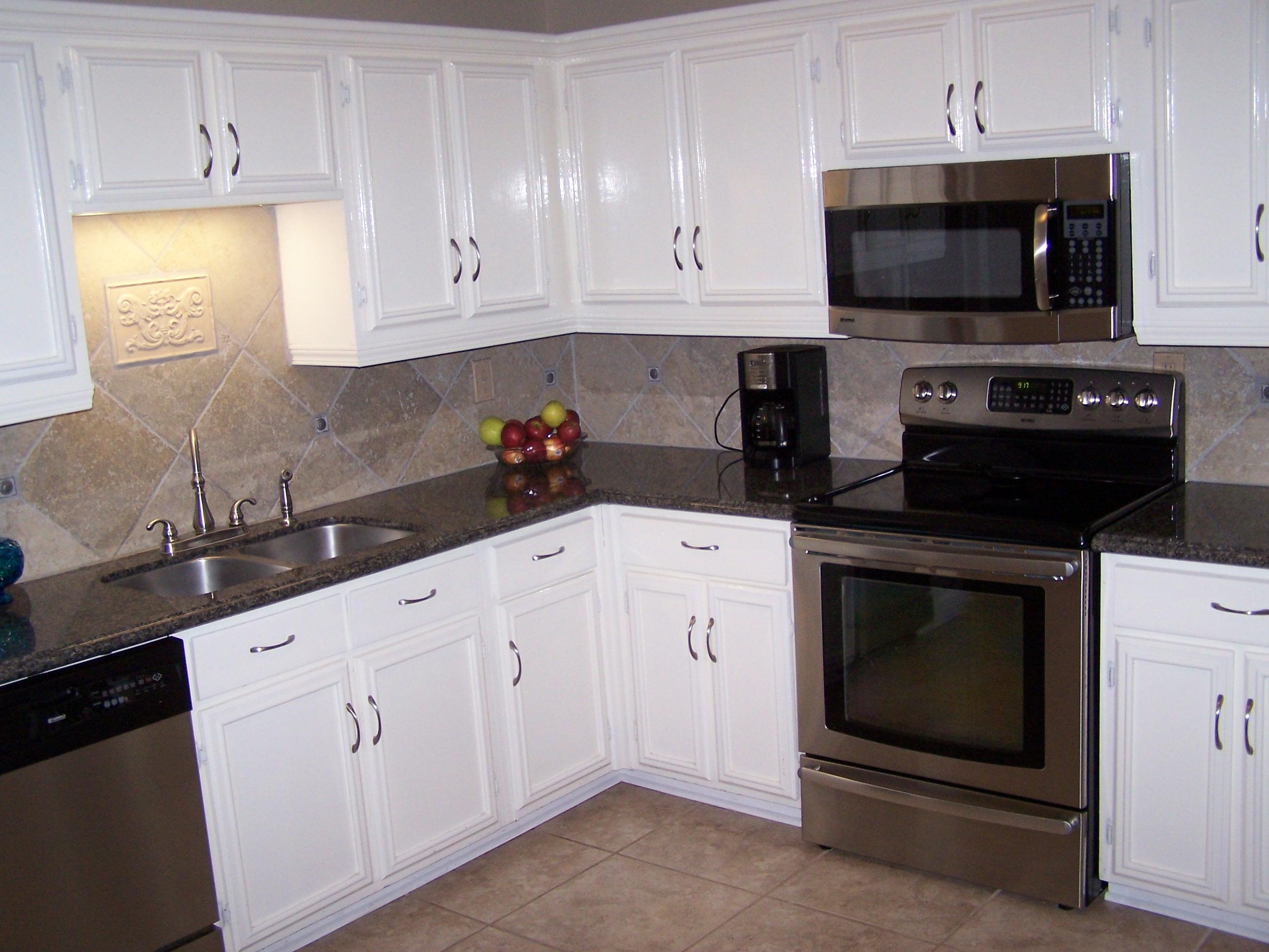 5622 Cold Springs Road, Unit 19 Hixson, TN 37343 - Photo 4 of 33 KITCHEN