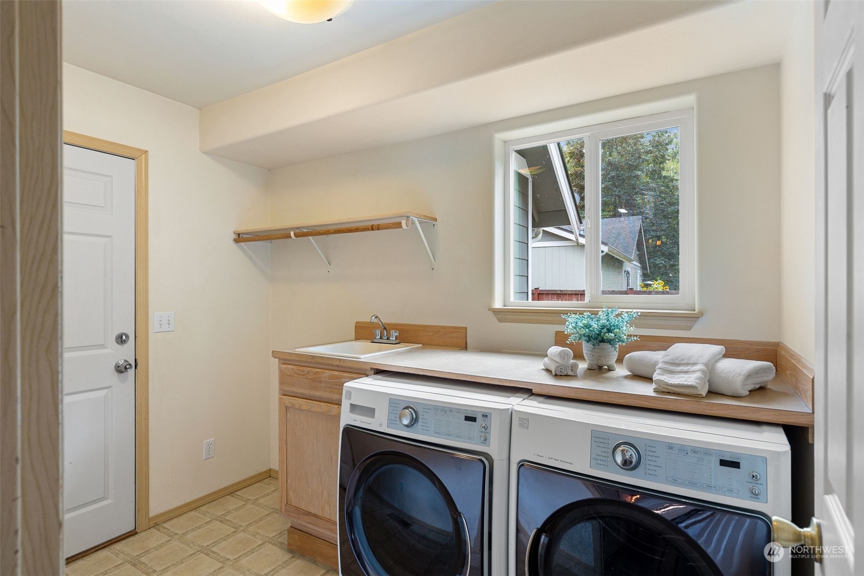 3884 Harris Road Southeast Port Orchard, WA 98366 - Photo 25 of 35 Gallery Image 25