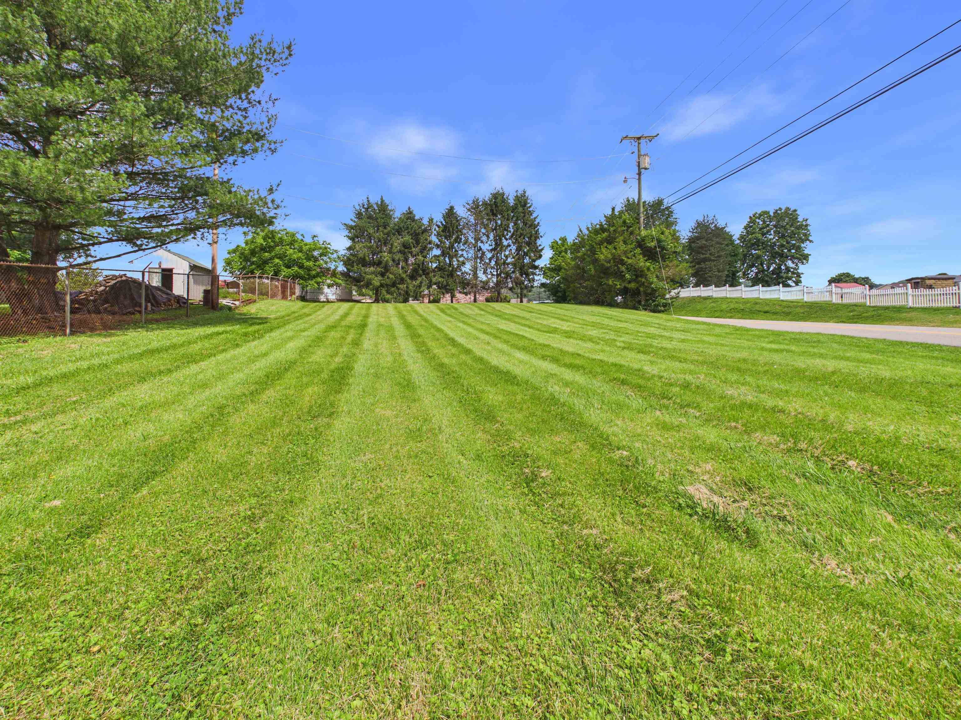 5983 Rocky Step Road Winfield, WV 25213 - Photo 2 of 10 Gallery Image 2