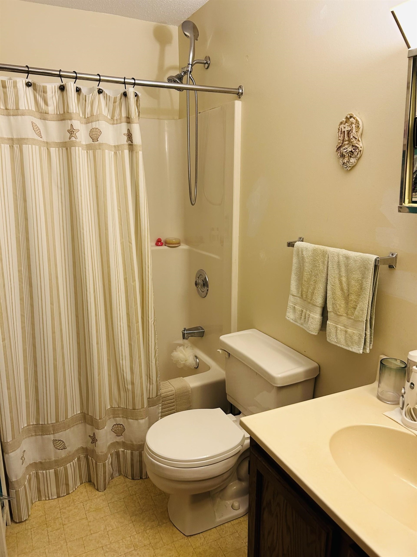 710 Main Street, Unit 4 Keene, NH 03431 - Photo 16 of 23 Gallery Image 16