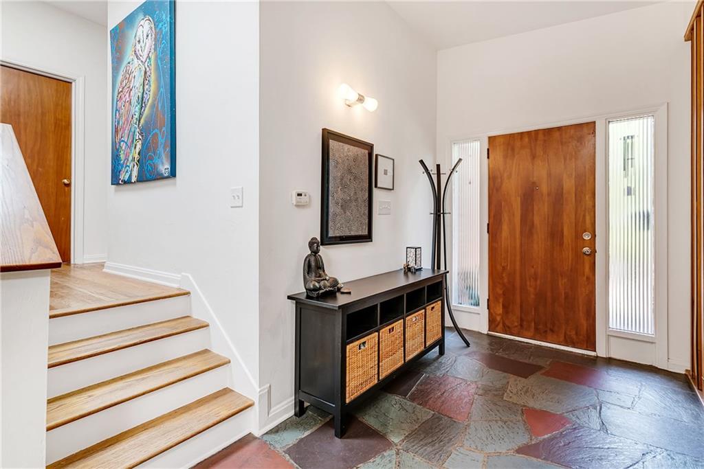 249 Sleepy Hollow Road Pittsburgh, PA 15216 - Photo 3 of 25 Gallery Image 3