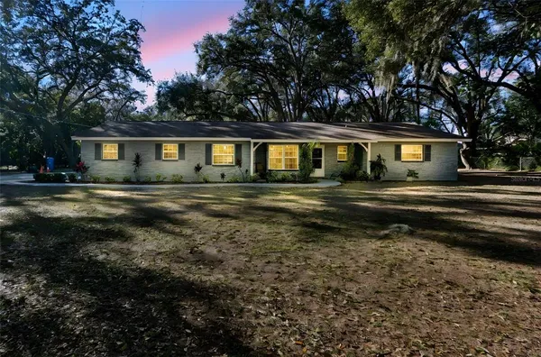 $699,900 | 9628 Davis Road, Tampa, FL 33637