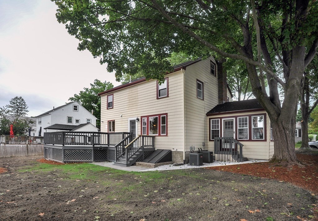 11 Rustlewood Road Boston, MA 02132 - Photo 26 of 31