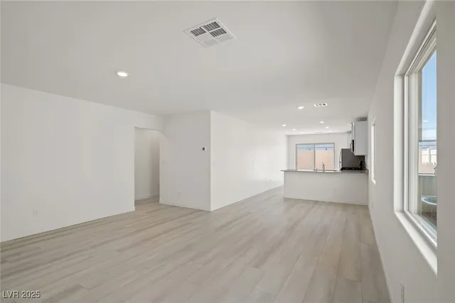 $399,900 | 6742 High Cascade Avenue, Las Vegas, NV 89156