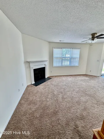 $1,200 | 3939 Sterling Pointe Drive, Unit SSS4, Winterville, NC 28590