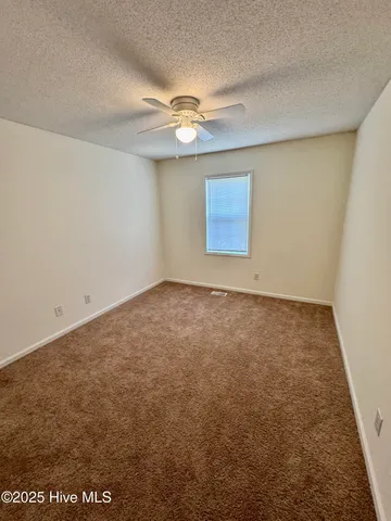 $1,200 | 3939 Sterling Pointe Drive, Unit SSS4, Winterville, NC 28590