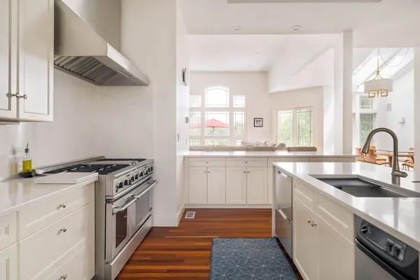 $4,195,000 | 100 Westcliff Road, Weston, MA 02493