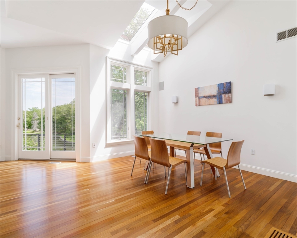 100 Westcliff Road Weston, MA 02493 - Photo 20 of 37