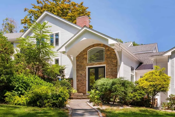 $4,195,000 | 100 Westcliff Road, Weston, MA 02493