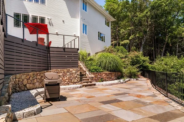 $4,195,000 | 100 Westcliff Road, Weston, MA 02493