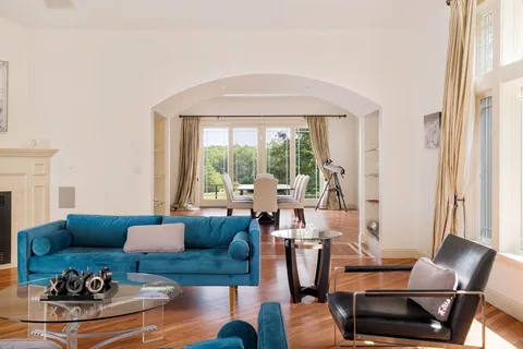 $4,295,000 | 100 Westcliff Road, Weston, MA 02493