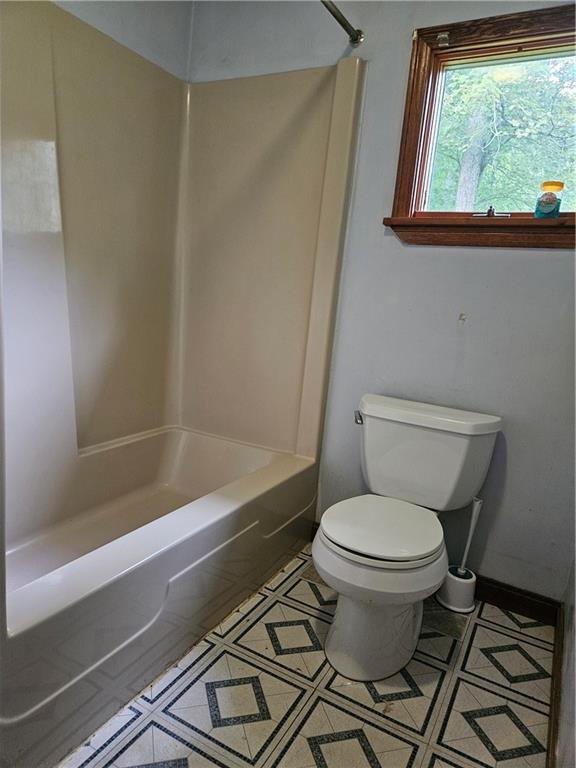207 Calico Road West Sunbury, PA 16061 - Photo 27 of 37 Gallery Image 27