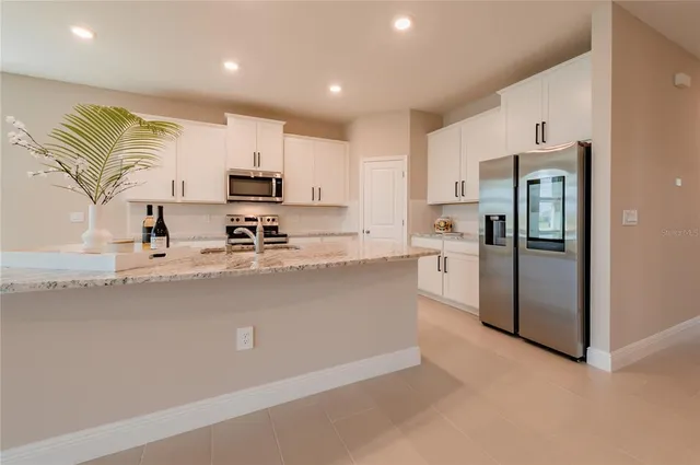 $3,200 | 5246 Grove Mill Loop, Bradenton, FL 34211