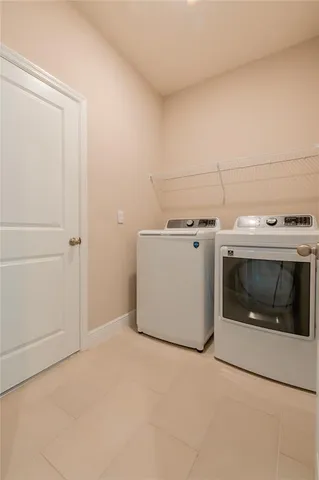 $3,200 | 5246 Grove Mill Loop, Bradenton, FL 34211