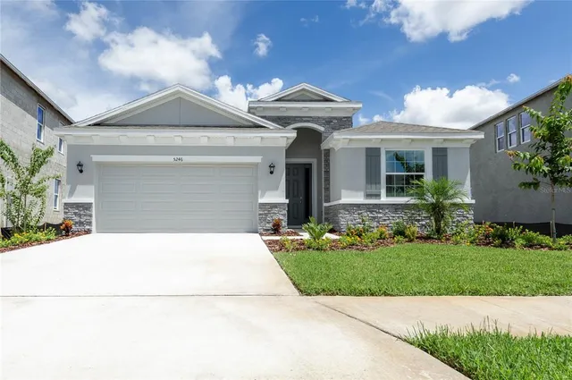 $3,200 | 5246 Grove Mill Loop, Bradenton, FL 34211