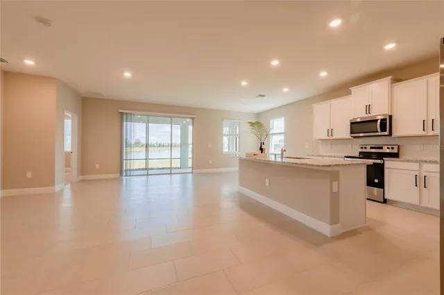 $3,200 | 5246 Grove Mill Loop, Bradenton, FL 34211