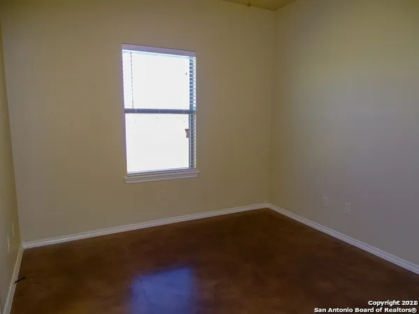$1,395 | 2592 Pahmeyer Road, New Braunfels, TX 78130