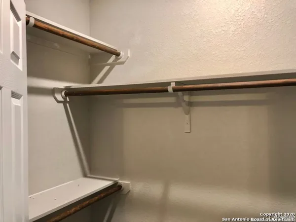 $1,395 | 2592 Pahmeyer Road, New Braunfels, TX 78130