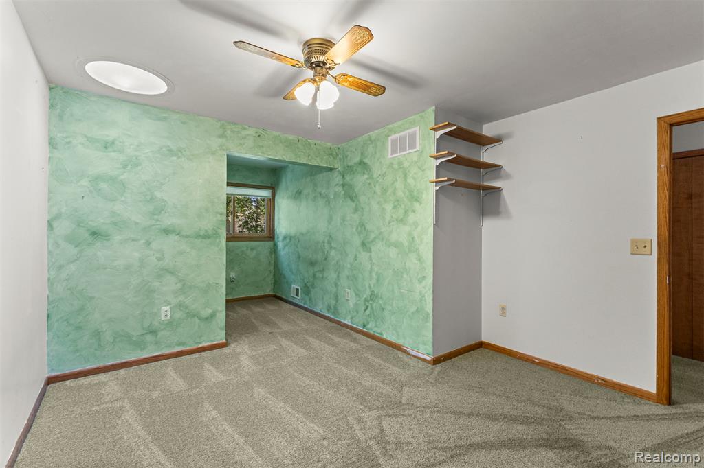 18990 Beck Road Northville, MI 48168 - Photo 28 of 60