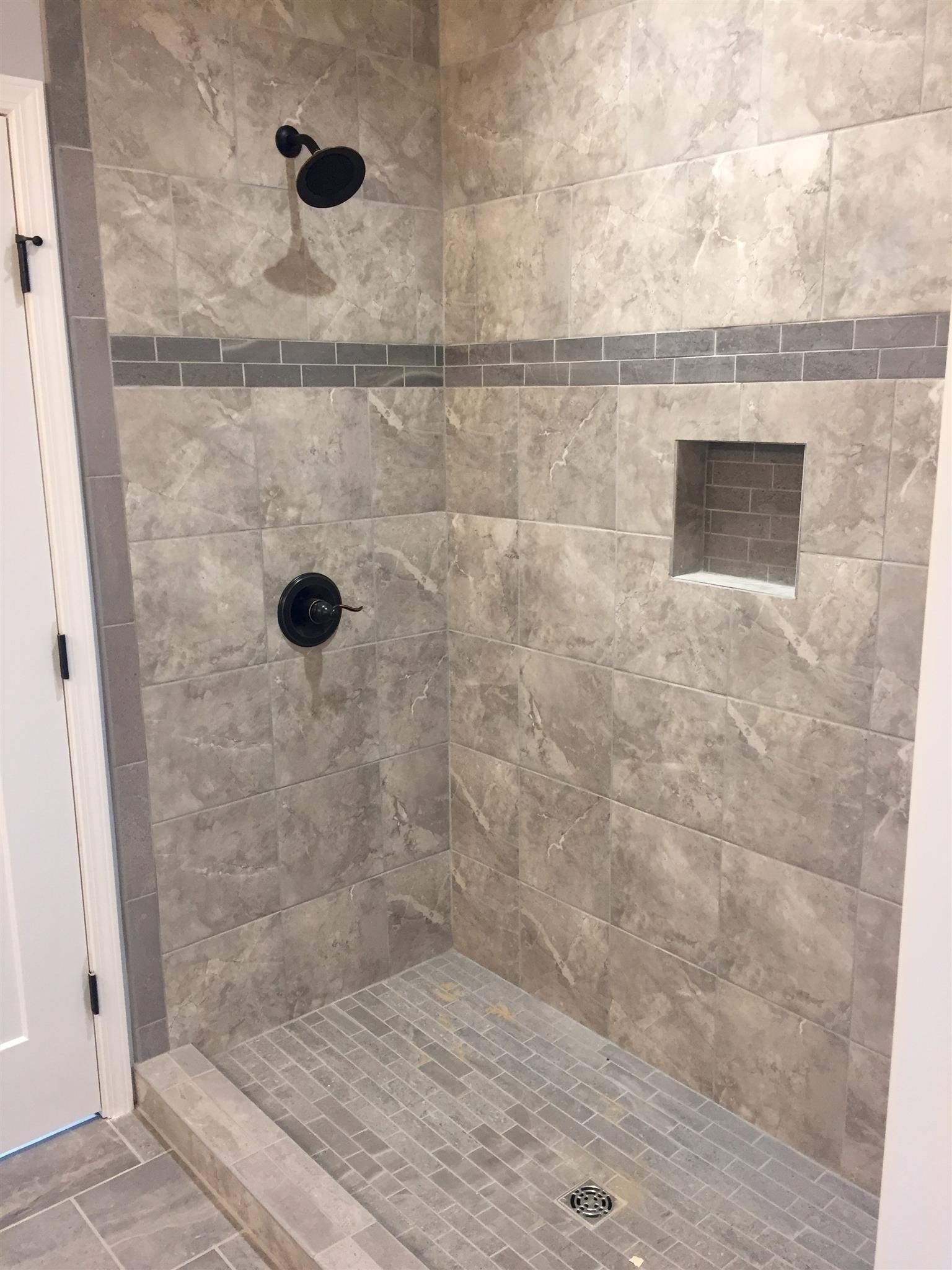 515 Tom Link Road Cottontown, TN 37048 - Photo 7 of 11 Master shower view 1