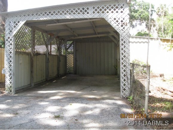 1242 Vine Street Daytona Beach, FL 32117 - Photo 9 of 17 Additional Photo