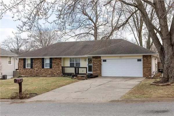 $274,900 | 4514 Alpha Lane, St. Joseph, MO 64506
