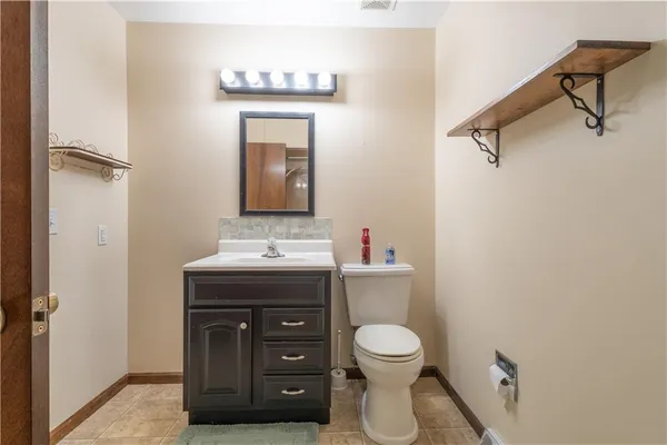 $274,900 | 4514 Alpha Lane, St. Joseph, MO 64506